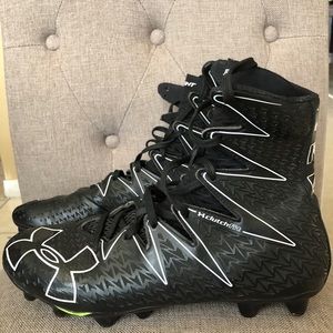 Men’s football cleats